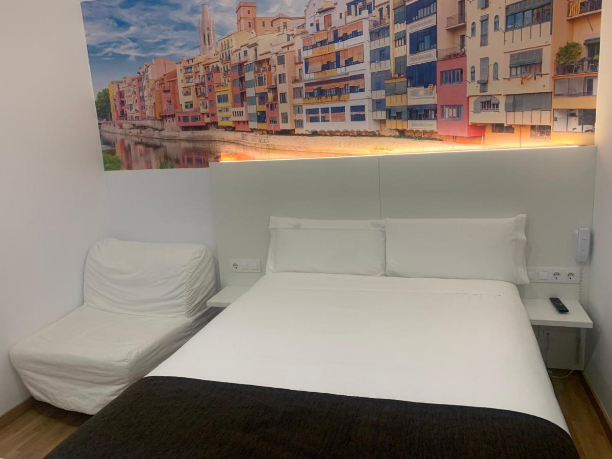 Hotel Bestprice Girona Eksteriør bilde